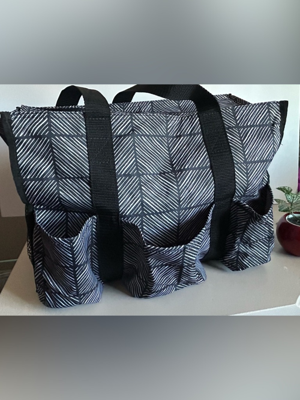 Thirty-One  Deluxe Utility Tote